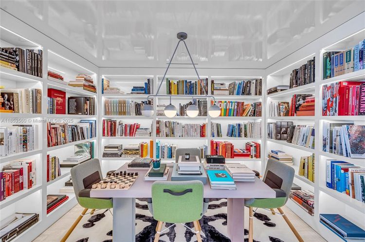 The Surf Club Four Seasons Hotel And Residences #S-1011 image #12