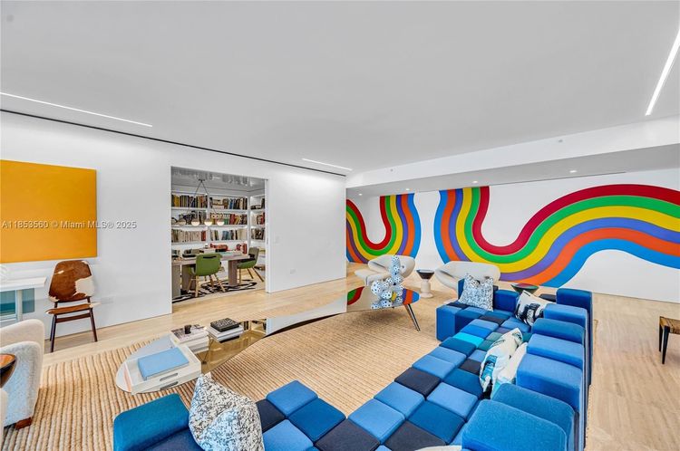 The Surf Club Four Seasons Hotel And Residences #S-1011 image #13