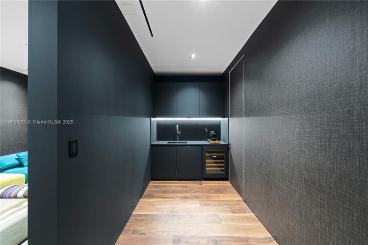 Brickell House #4401 image #44