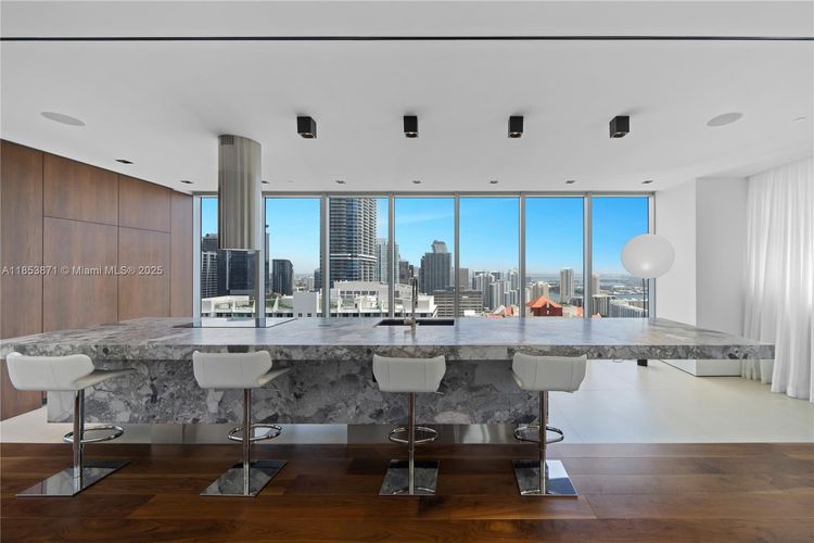 Brickell House #4401 image #6