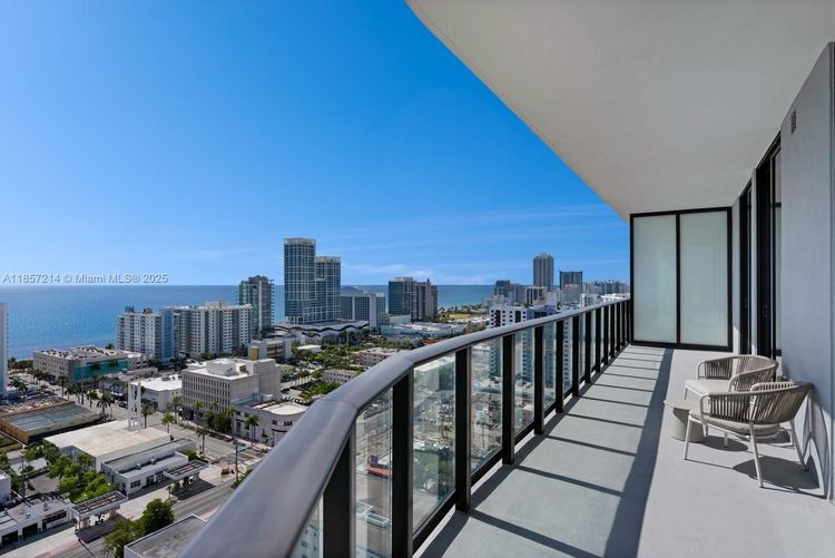 72 Park #2101 image #22