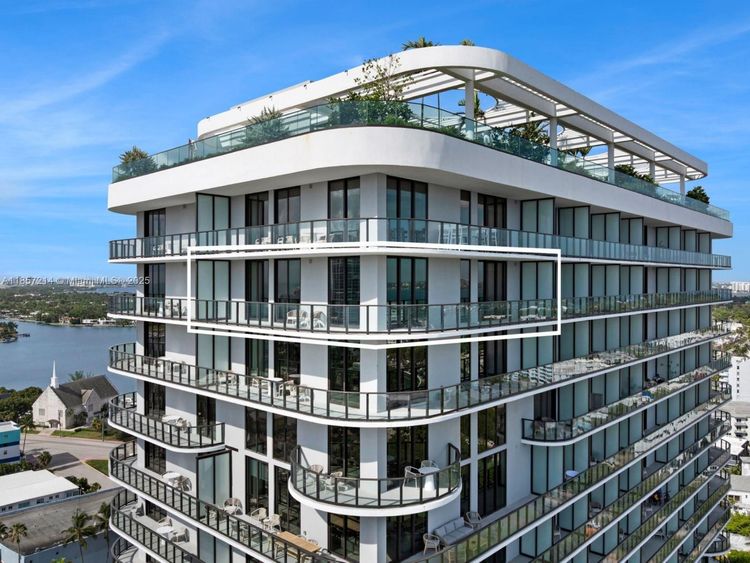 72 Park #2101 image #24