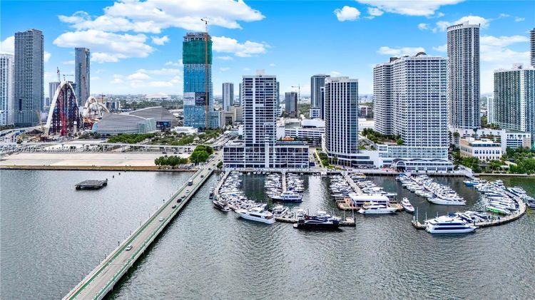 The Venetia #31E image #29