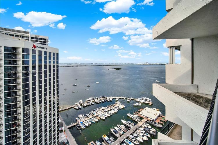 The Venetia #31E image #7