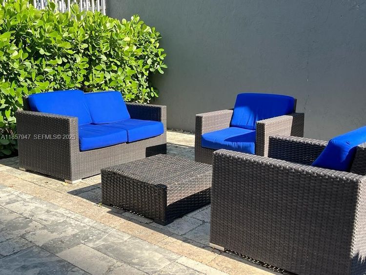 Madison Downtown #E-606 image #10