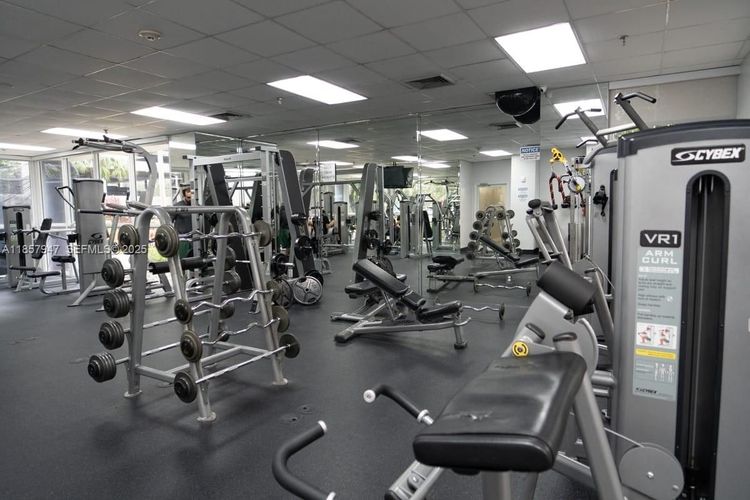 Madison Downtown #E-606 image #11