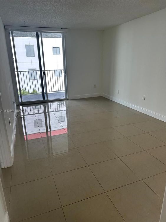 Madison Downtown #E-606 image #22