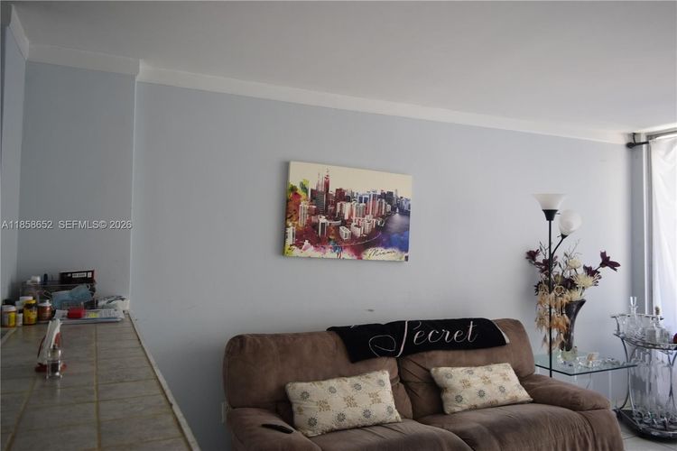 Kennedy House #4C image #11