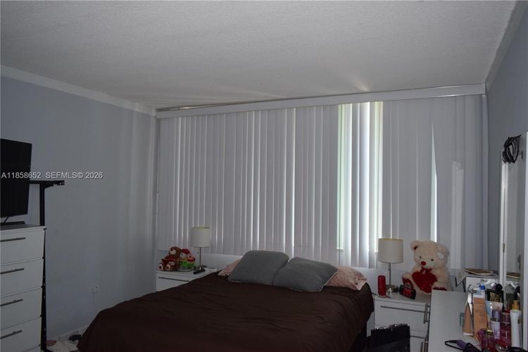 Kennedy House #4C image #13