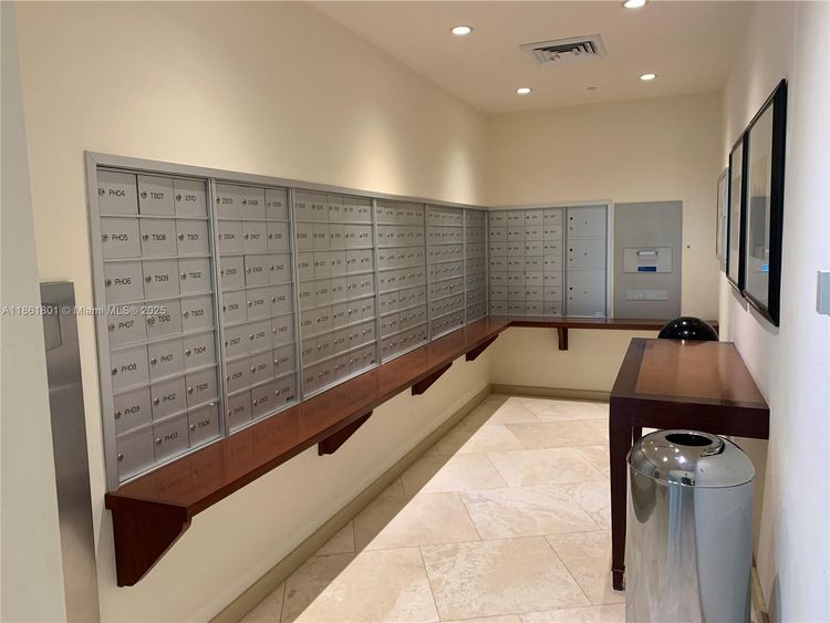 Metropolitan at Brickell #2504 image #13