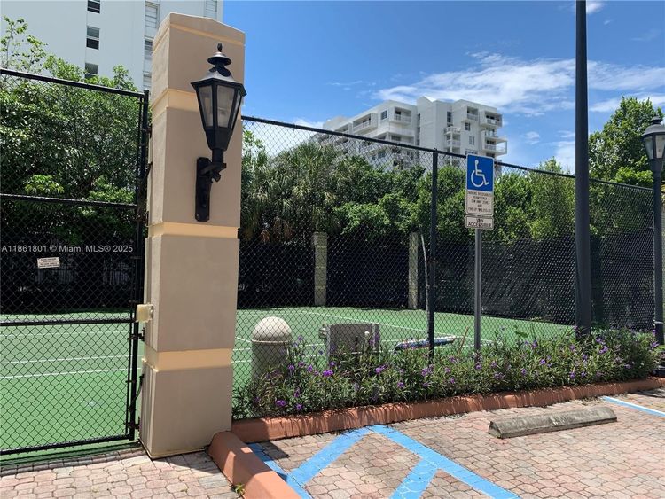 Metropolitan at Brickell #2504 image #15