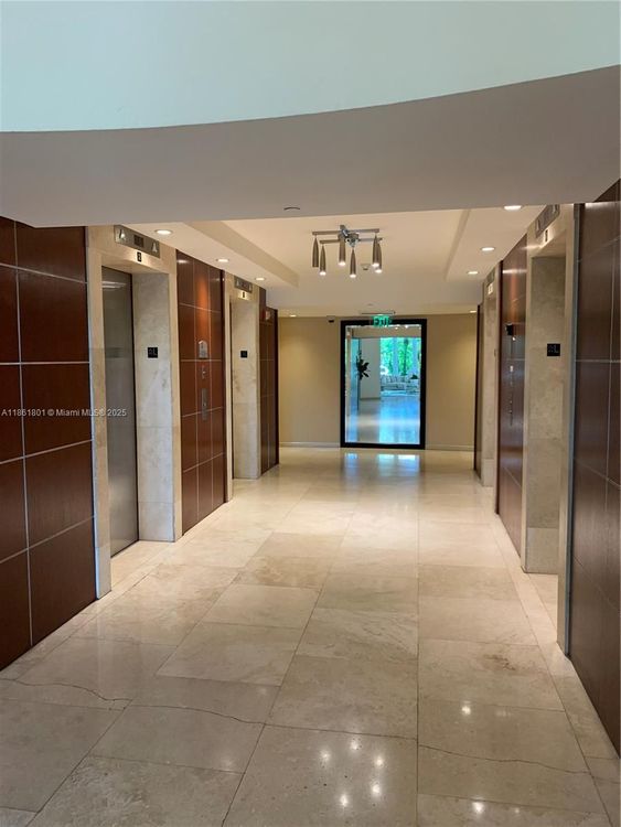 Metropolitan at Brickell #2504 image #18