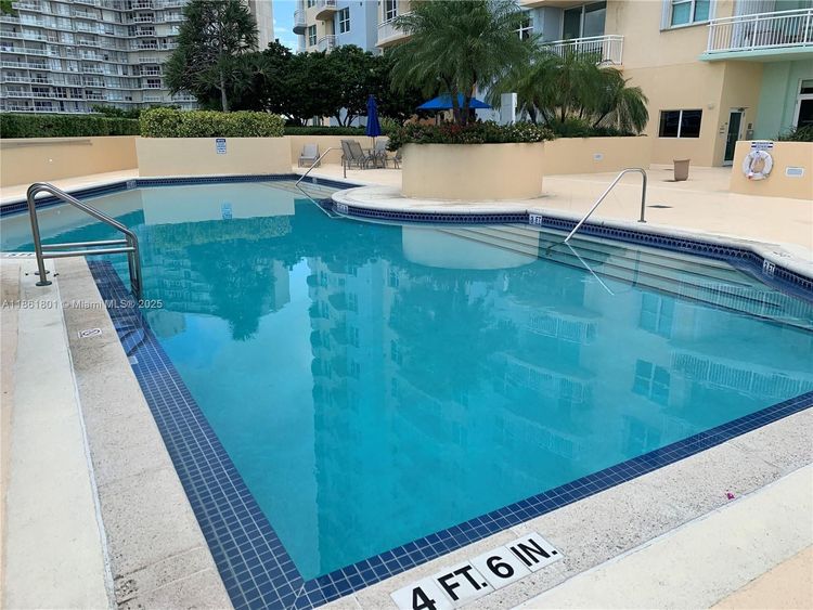 Metropolitan at Brickell #2504 image #8