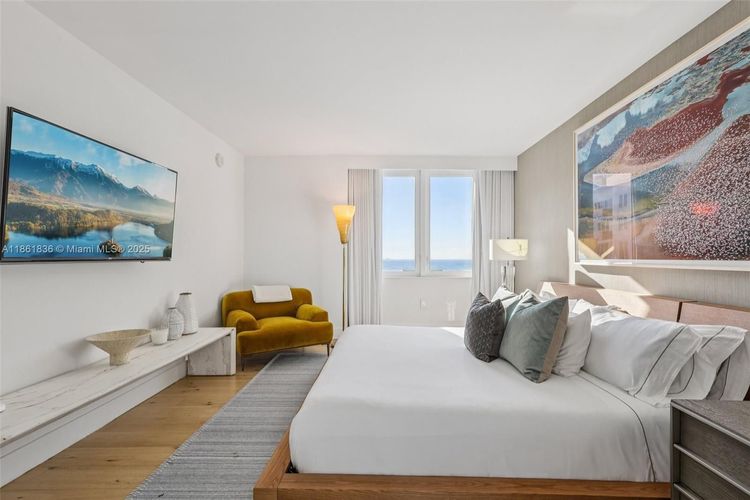 1 Hotel & Homes #1440 image #32