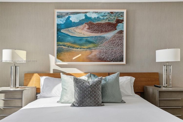 1 Hotel & Homes #1440 image #36