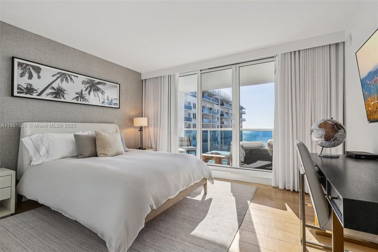 1 Hotel & Homes #1440 image #41