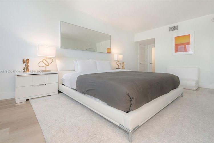 Roney Palace #1505 image #29
