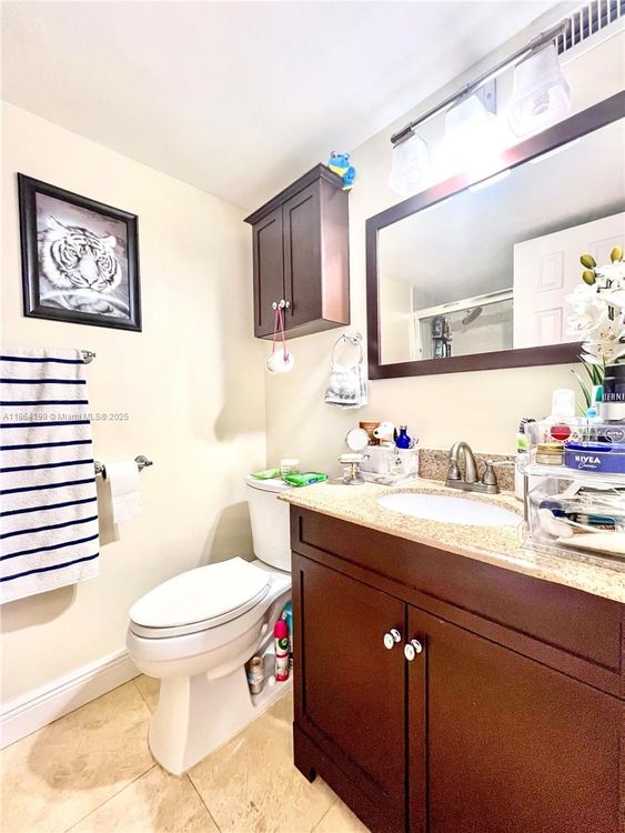 200 Leslie Condo #1122 image #19