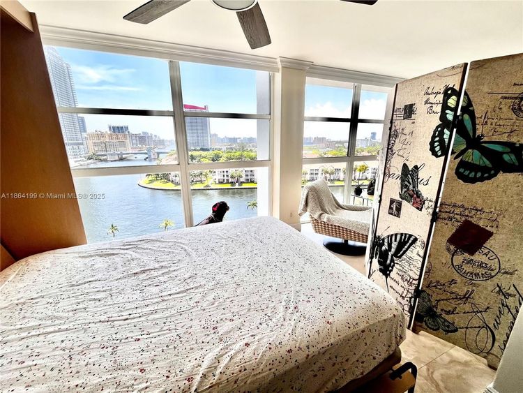 200 Leslie Condo #1122 image #22