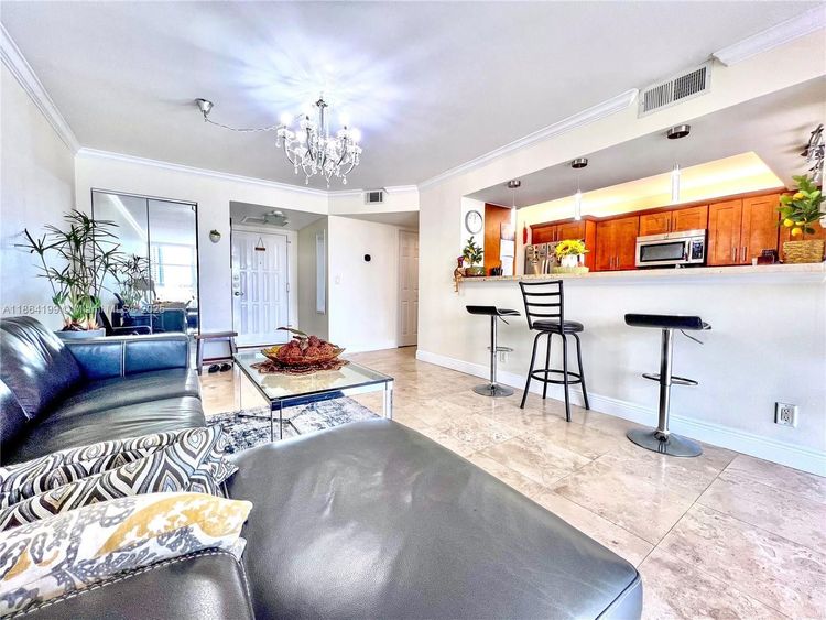 200 Leslie Condo #1122 image #7