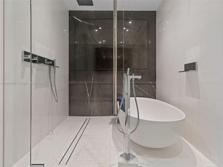 Aston Martin Residences #2505 image #25