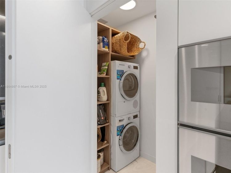 Aston Martin Residences #2505 image #35