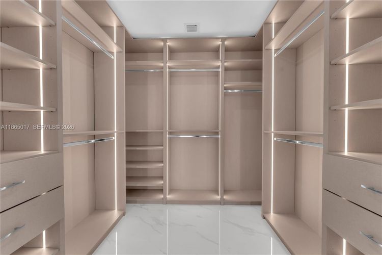 Aria Reserve South Tower #1407 image #11