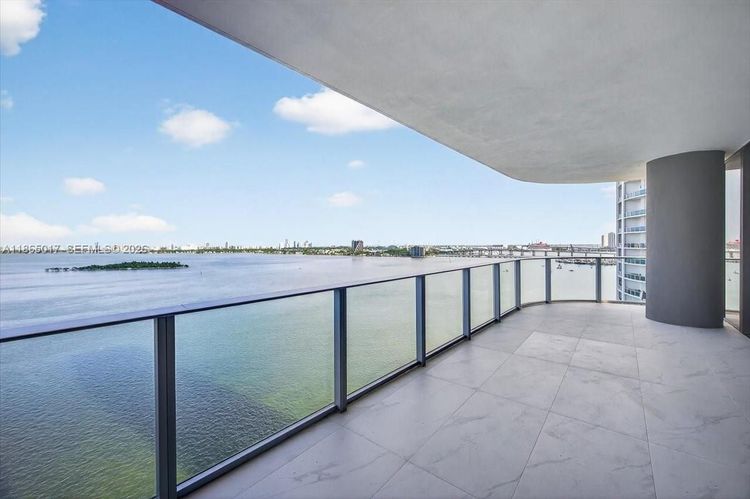 Aria Reserve South Tower #1407 image #19