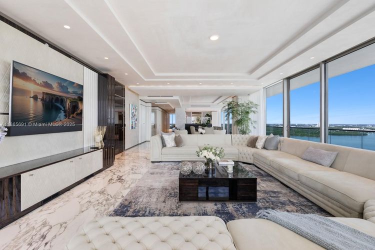 Oceana Bal Harbour #2601 image #9