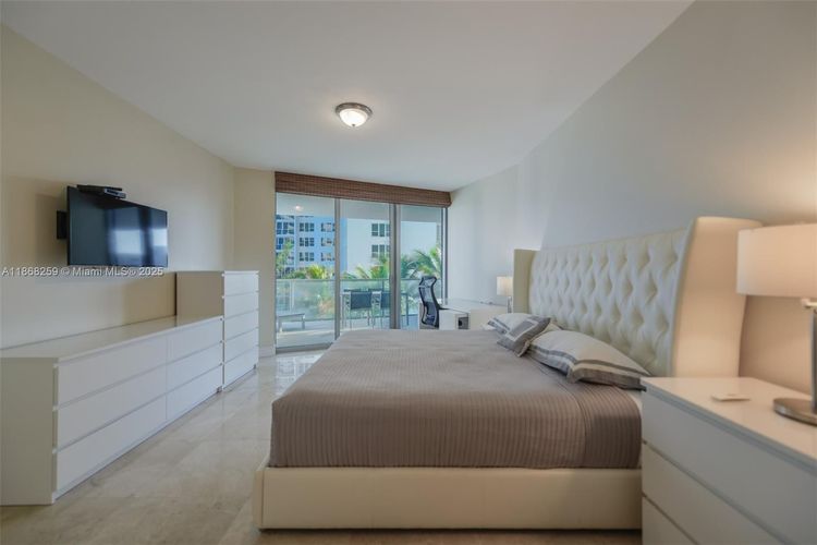 Ocean Palms Hollywood #404 image #16
