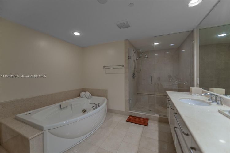 Ocean Palms Hollywood #404 image #19