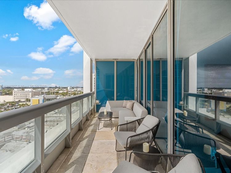 Carillon Condo North Tower #1010 image #24