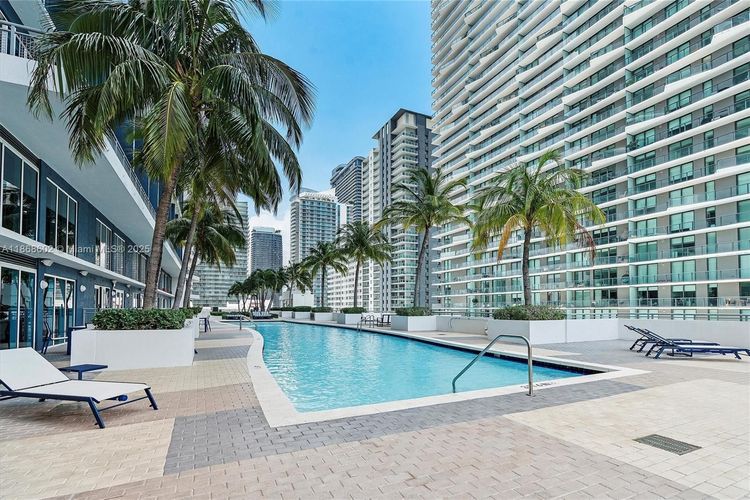 Infinity at Brickell #2420 image #24