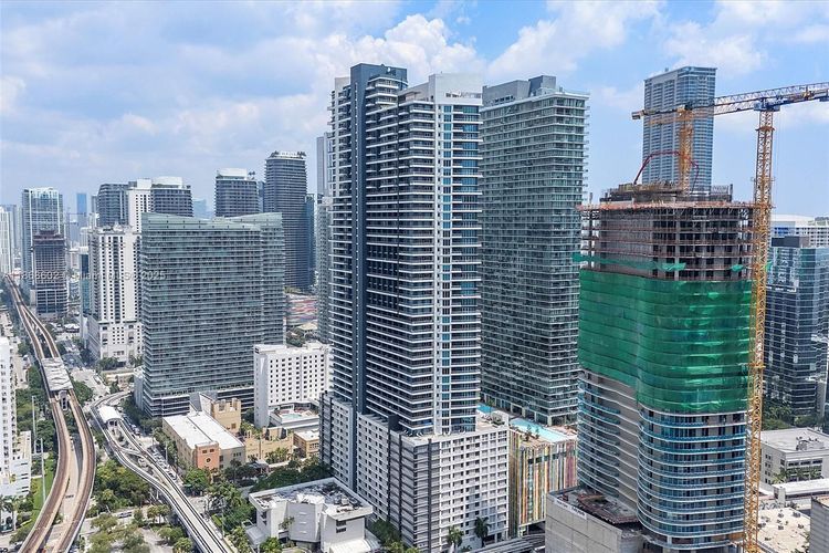Infinity at Brickell #2420 image #31