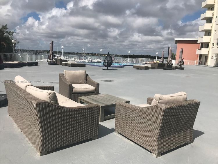 Bayshore Yacht Tennis Club #908 image #28