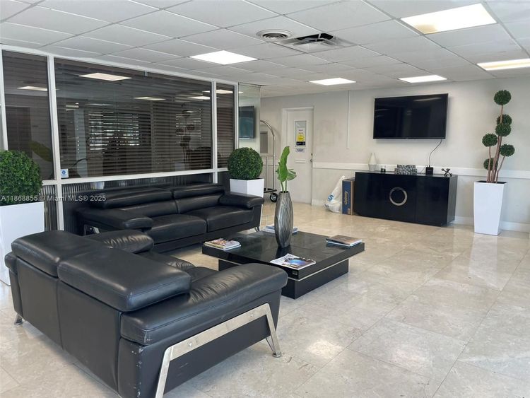 Bayshore Yacht Tennis Club #908 image #33