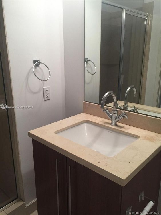 Axis #2121-N image #6