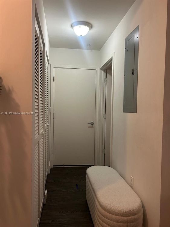 Axis #2121-N image #8