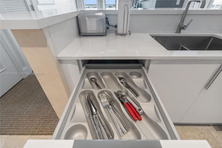 Fontainebleau II Tresor #2712 image #18