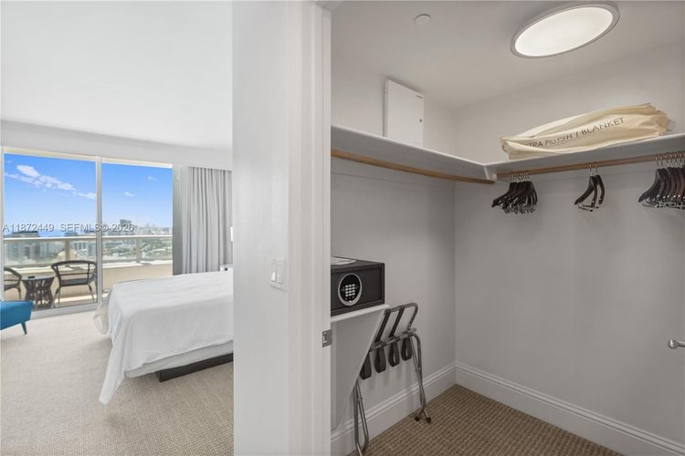 Fontainebleau II Tresor #2712 image #32