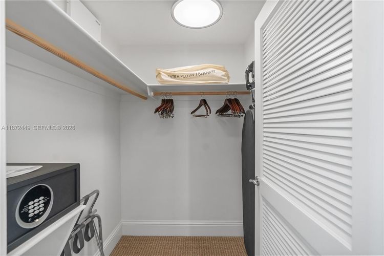 Fontainebleau II Tresor #2712 image #33