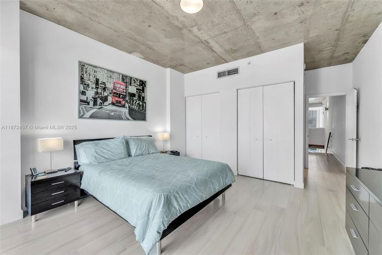 Neo Vertika #2710 image #12