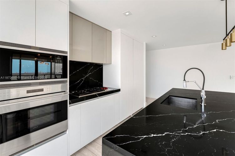 Elysee Miami #2301 image #12