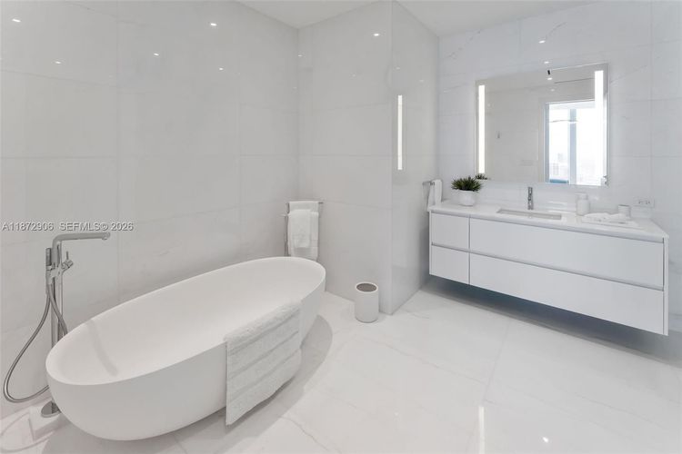 Aston Martin Residences #PH6001 image #50