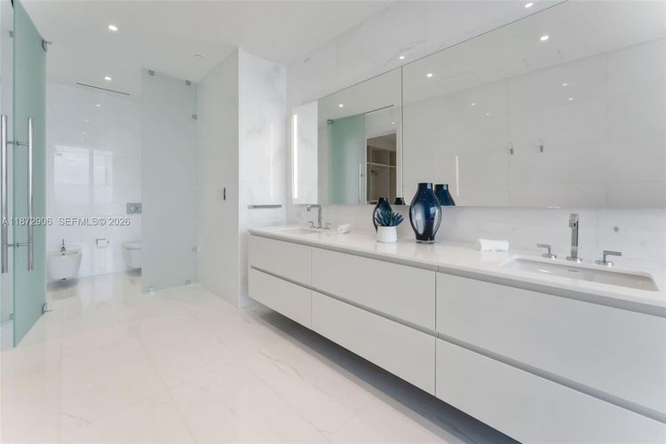 Aston Martin Residences #PH6001 image #60