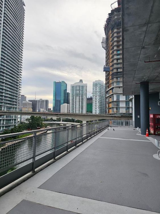 Neo Vertika #2515 image #10