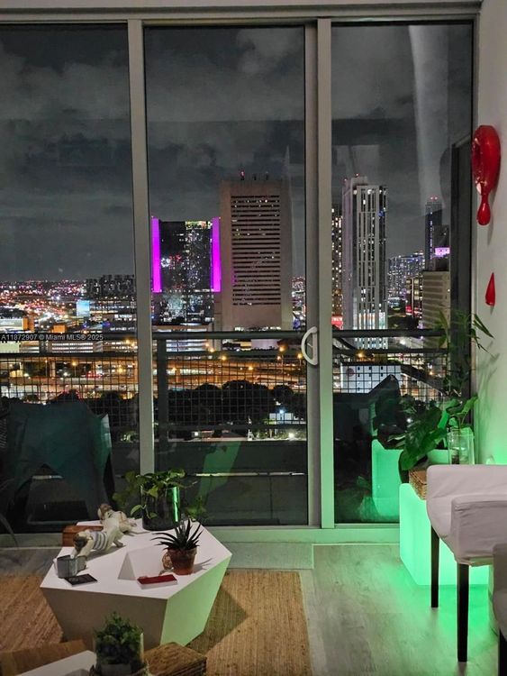 Neo Vertika #2515 image #19