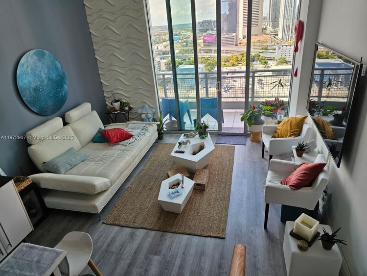 Neo Vertika #2515 image #37