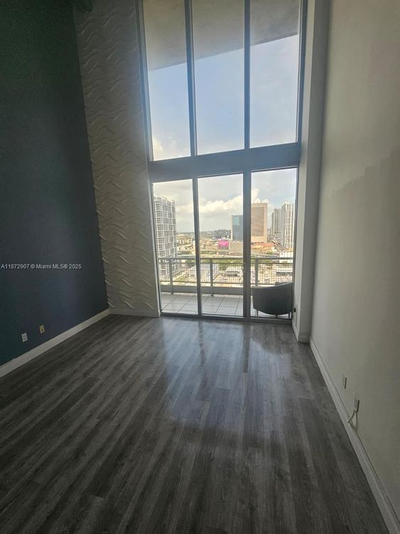 Neo Vertika #2515 image #38