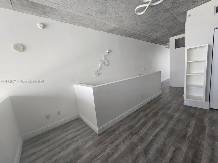 Neo Vertika #2515 image #46